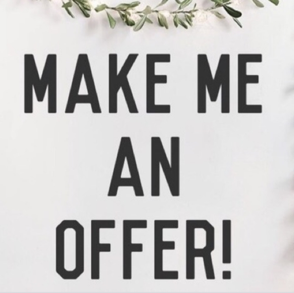 Em's Western Boutique - Picture 1 of 3